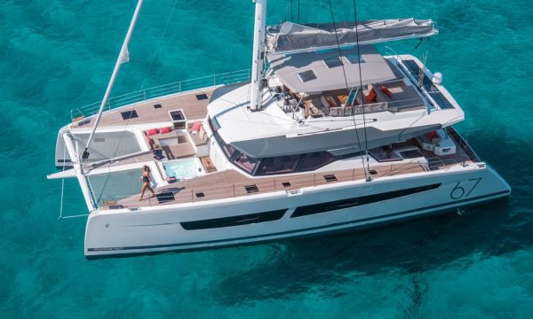 Catamarani 65 piedi - 20 m in vendita in Sardegna: Fountaine Pajot Alegria 67