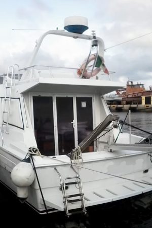 Barca a motore usata 10 metri in vendita: Raffaelli Middle Fly